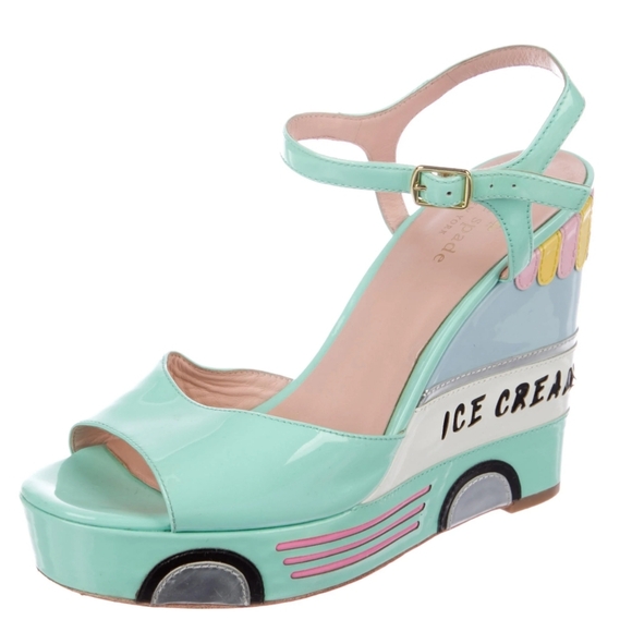 Dotty Ice Cream Wedges - Picture 2 of 12